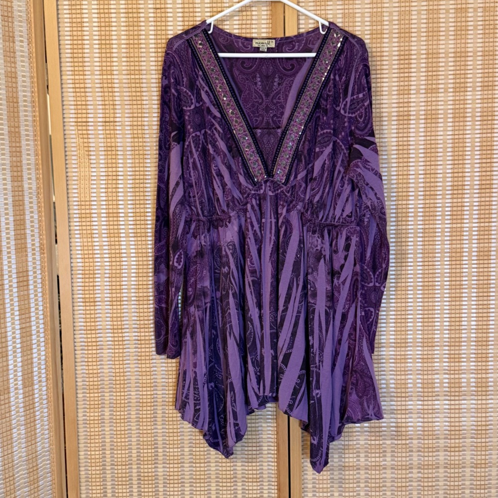 One World Purple Paisley Sequin V-Neck Handkerchief Hem Tunic Top 1X Bohemian